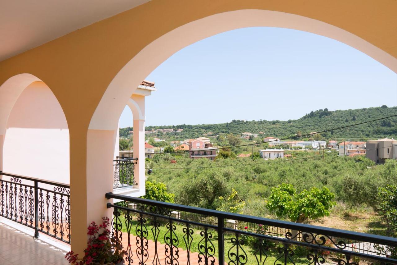 Raptis Guest House Циливи Экстерьер фото